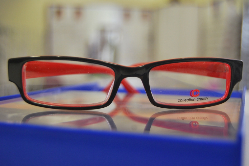 opticien-SEILLANS-min_view-sight-lens-frame-optics-spectacles-1141012-pxhere.com